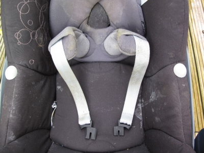 Maxi-Cosi infant car seat before clean