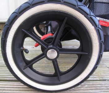 Phil&Teds Explorer Wheel After (cleaned & serviced)